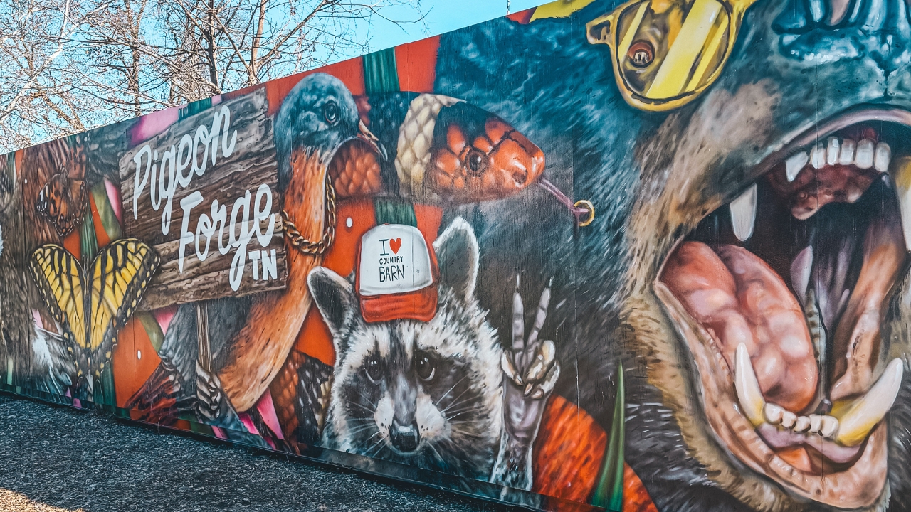 Free Outdoor Selfie Park in Pigeon Forge, TN