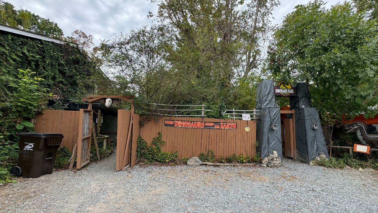 Backyard Terrors Dinosaur Park in Bluff City TN
